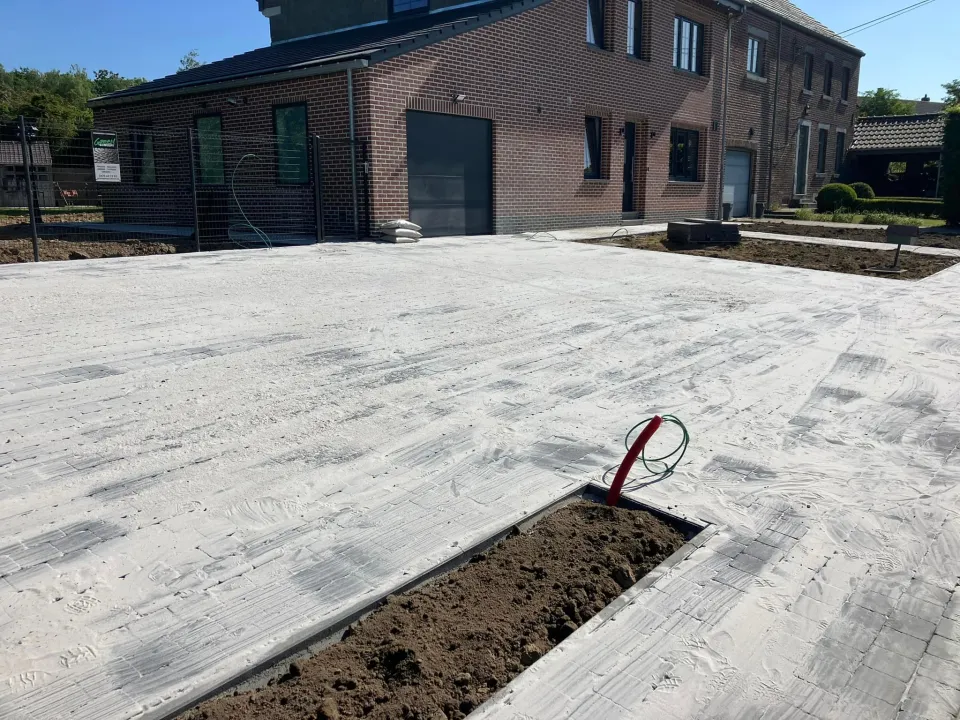 aménagement extérieur soigné et durable